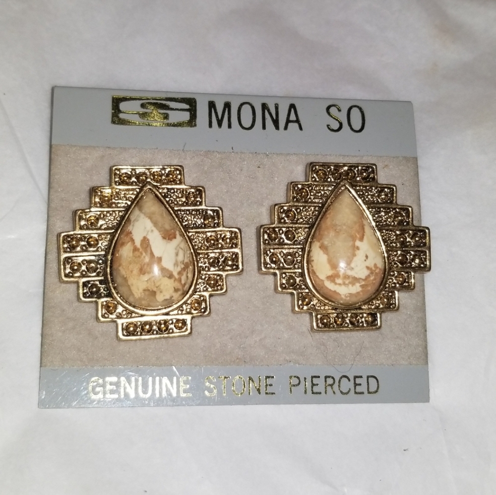 New Vintage Mona So Stone Pierced Earrings